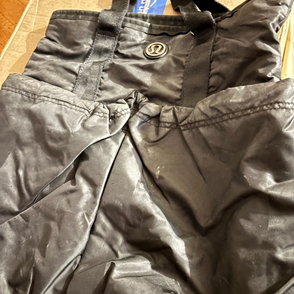 Lululemon Athletica Black Zippered Bag